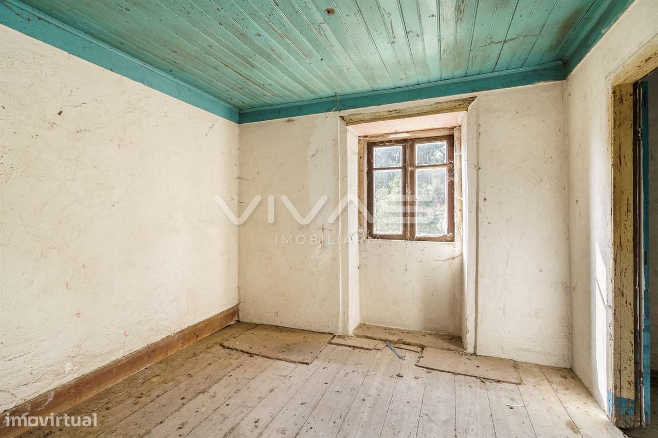 Moradia para Restaurar T0 Venda em Freiriz,Vila Verde-16