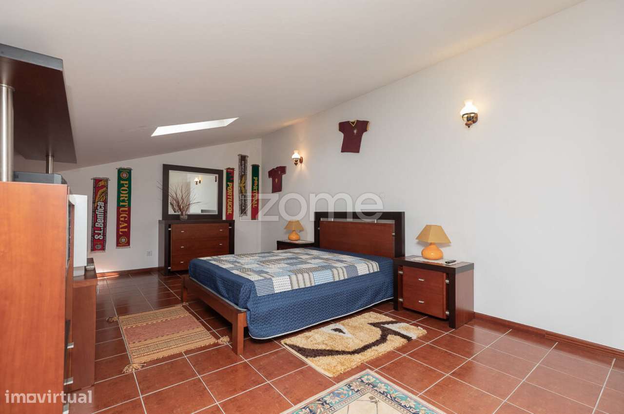 Apartamento T3+2 com Garagem| Cernache, Casconha-34