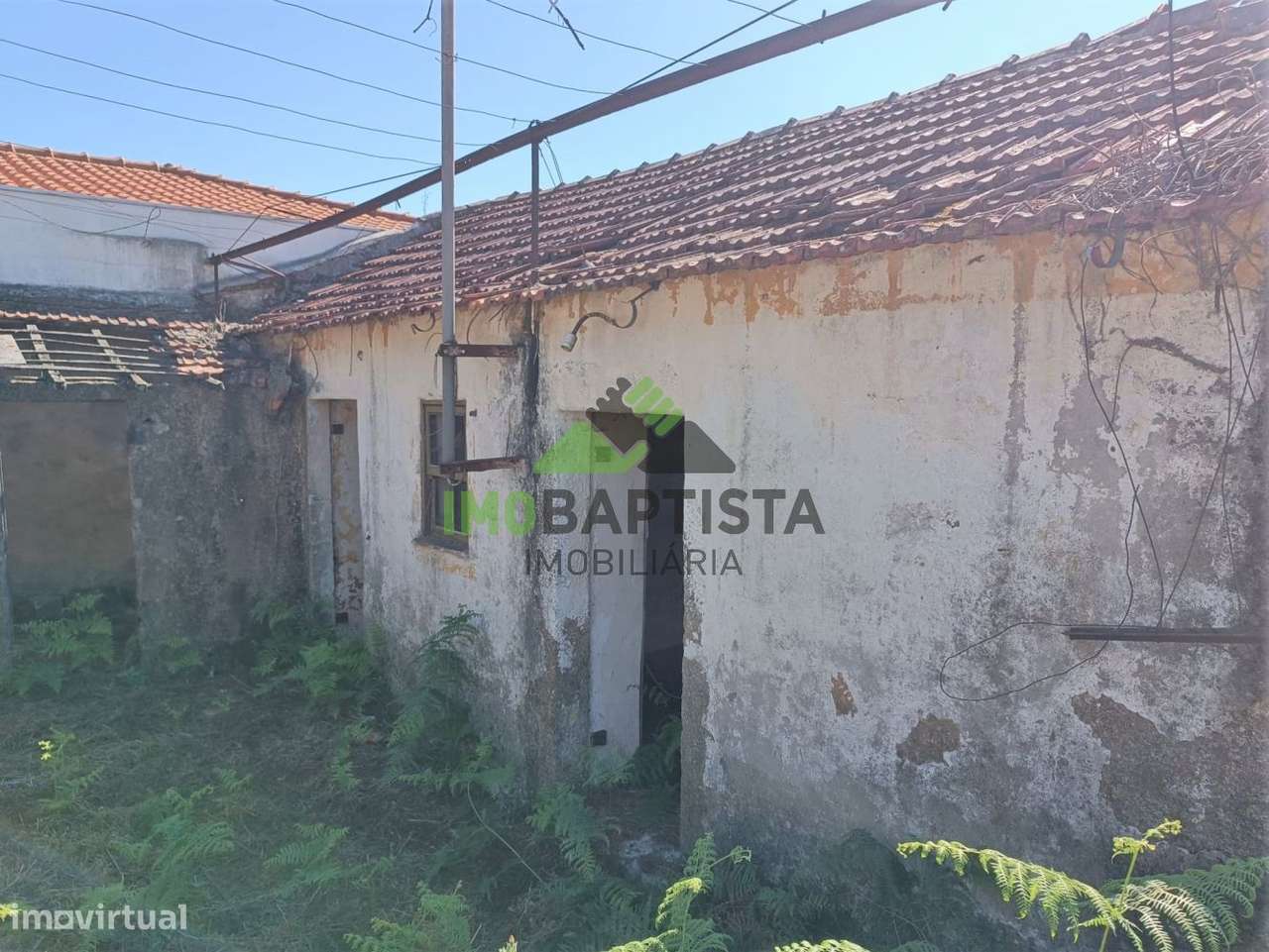 Ruína c/ terreno em Lobão (1346 m2) - Grande imagem: 2/10