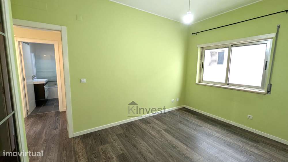 T3 Duplex com Vista Castelo, Serra e Mar – Condomínio Fechado em Sesim-16