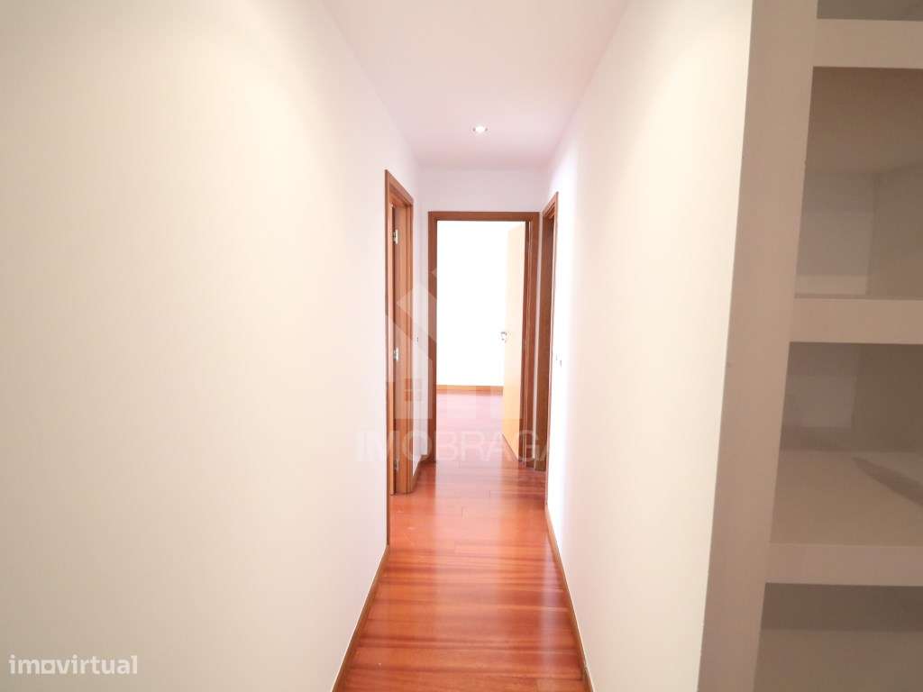Venda Apartamento T2 em S. Vitor, Braga-10