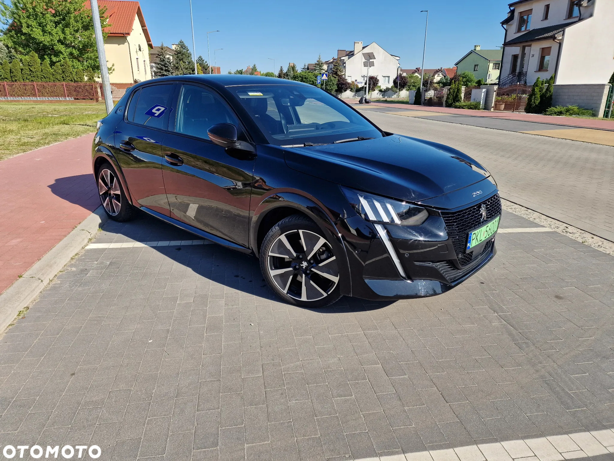 Peugeot 208 e-208 GT Pack - 10