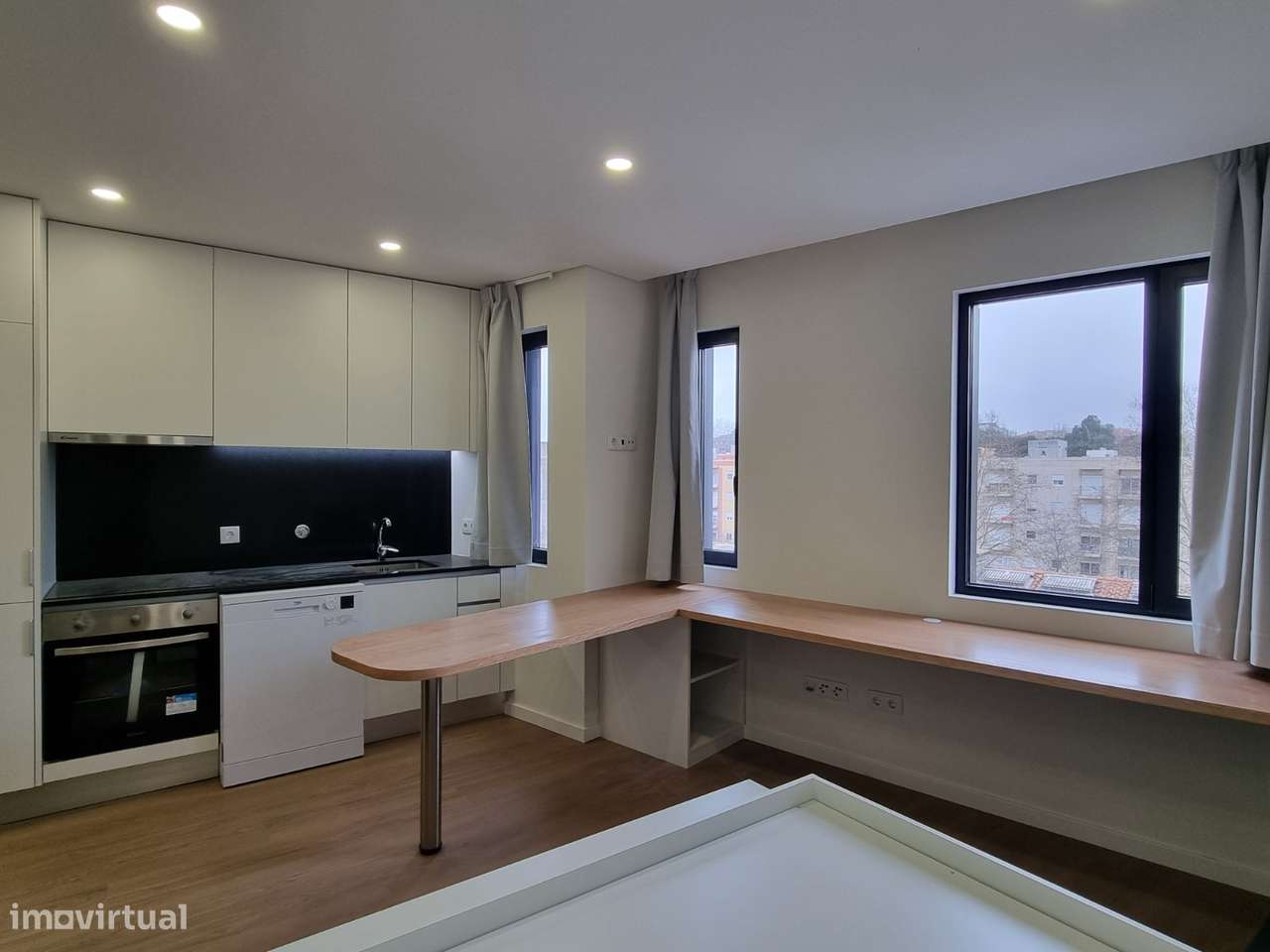 Apartamento T0 Kit novo, ao Hospital de S. João - Grande imagem: 4/11