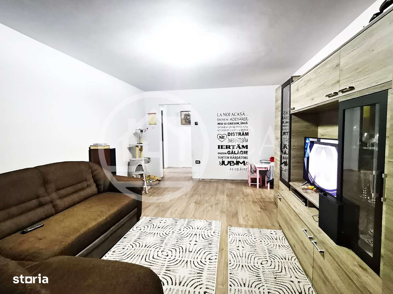 Apartament cu 4 camere de vanzare in Decebal, Oradea - Imagine principală: 2/12