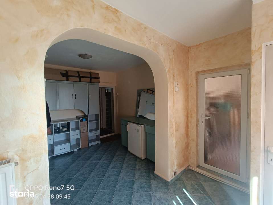 Apartament cu spatiu comercial - Imagine principală: 5/11