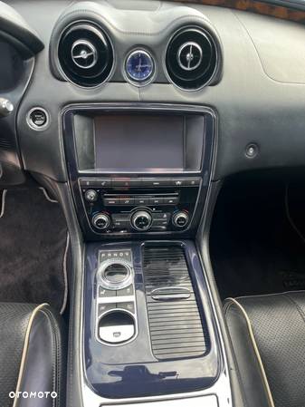 Jaguar XJ 5.0 V8 LWB Premium Luxury - 21