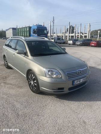 Toyota Avensis 1.8 VVT-i Combi - 1