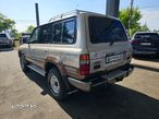 Toyota Land Cruiser - 7