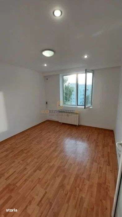 Apartament 4 camere, disponibil imediat, Sun Plaza Mall, Piata Sudului - Imagine principală: 4/16