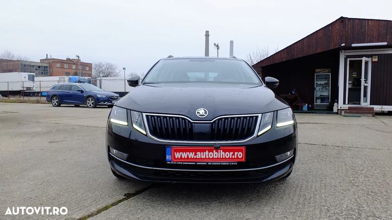 Skoda Octavia 2.0 TDI (Green tec) DSG Style - 1