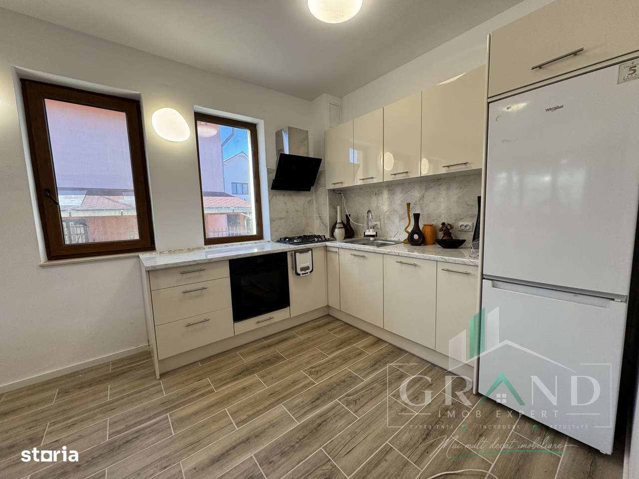 Casa individuala–160 mp | 5 camere | 4 bai | 4 parcari | EUROPA/Euge