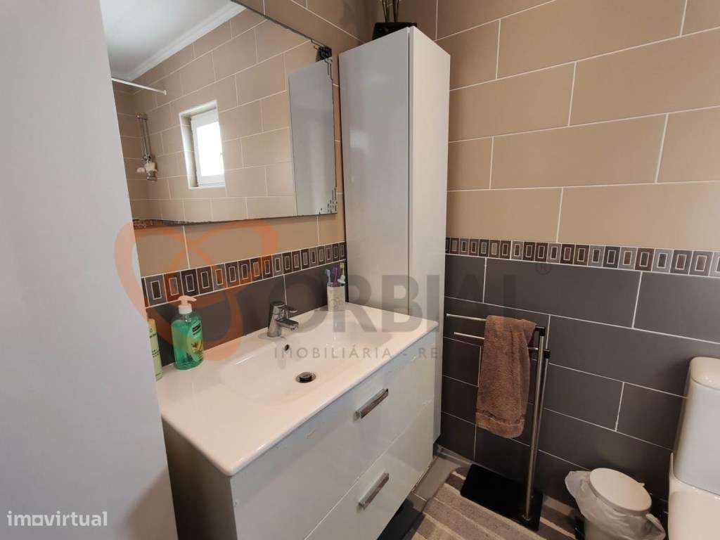 Apartamento T2 para venda com vista mar e piscina em Albufeira-16