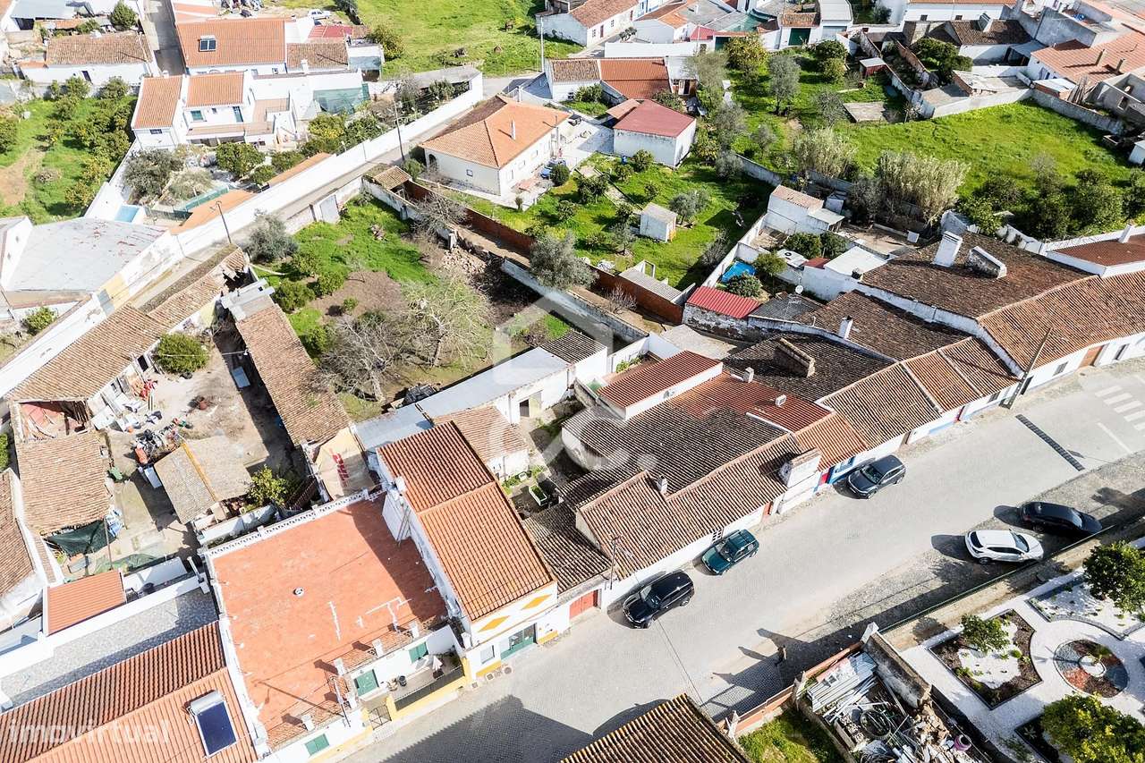 Moradia térrea c/ 311 m² de construção em lote de 1124 m² | Vila de Fr-59