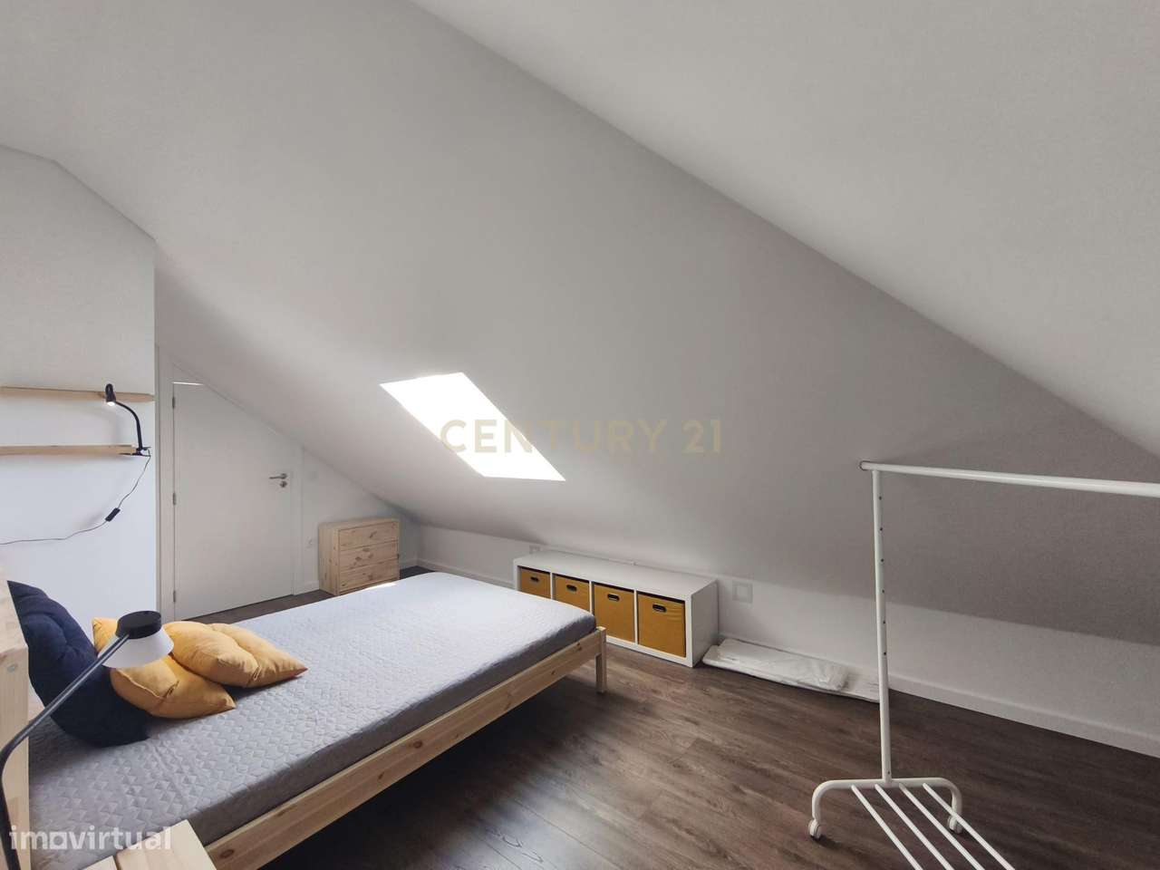 Estúdio mobilado localizado no centro da cidade de Viseu. - Grande imagem: 2/10