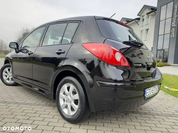 Nissan Tiida 1.6 Acenta - 5