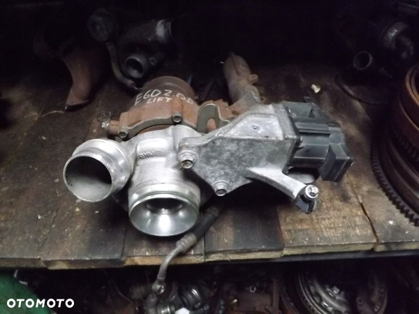 BMW E60 E87 E90 2.0D N47 TURBOSPRĘŻARKA - 2