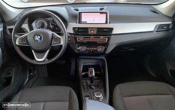 BMW X1 16 d sDrive Pack Essence Auto - 5