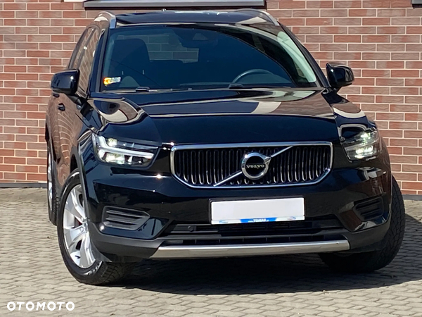 Volvo XC 40 T3 Momentum Pro - 3