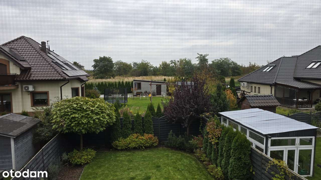 Zadbany i oszczędny dom, skrajny szereg. Fotowoltaika, klimatyzacja. - Pełny obrazek: 4/20