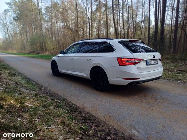 Skoda Superb 2.0 TDI Ambition - 6