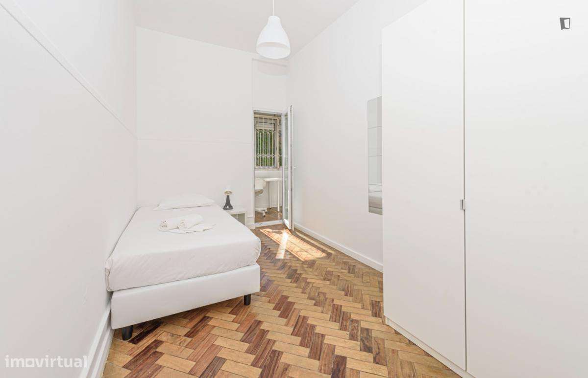 Quarto - localizado em Lapa Lisbon - Grande imagem: 4/6