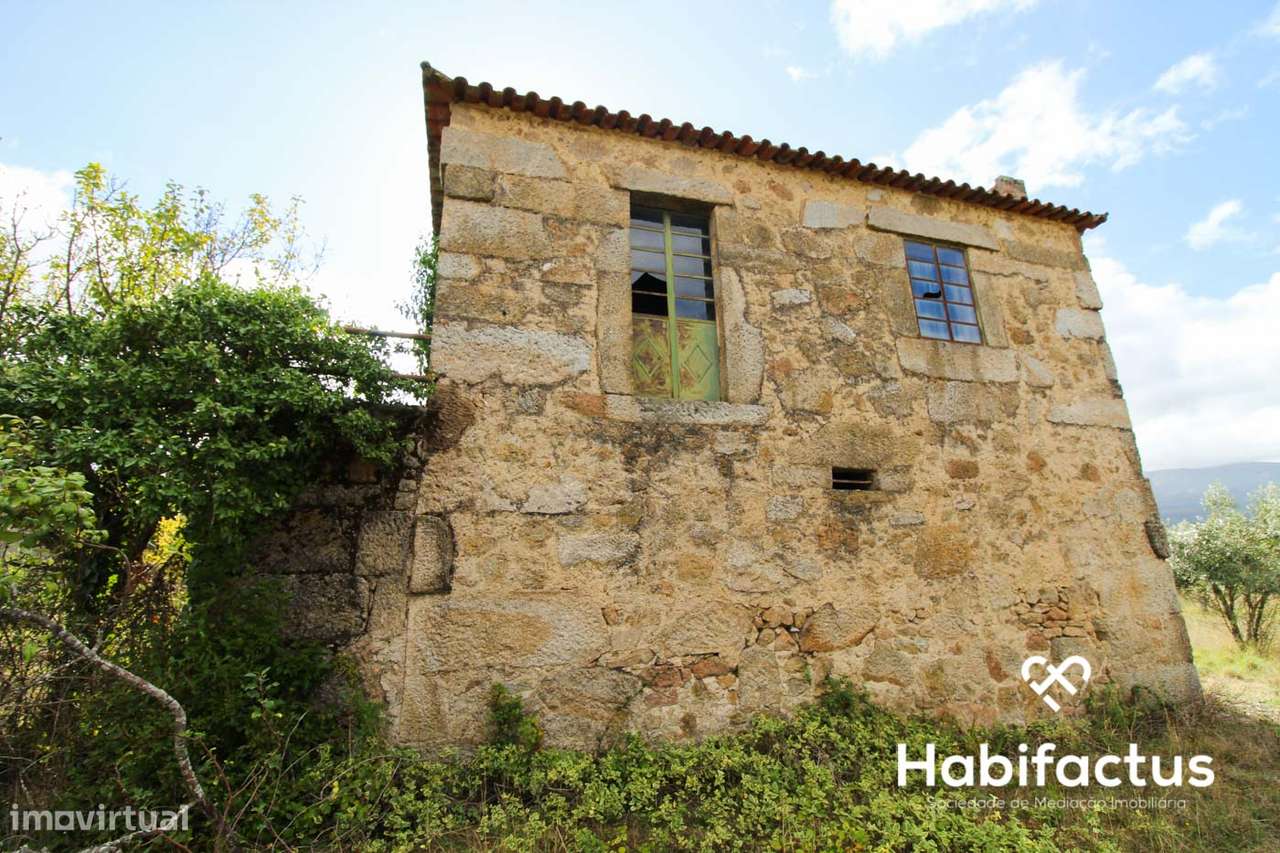 Quinta Rústica com Moradia em Pedra em Vila Cortês da Serra - Grande imagem: 5/15