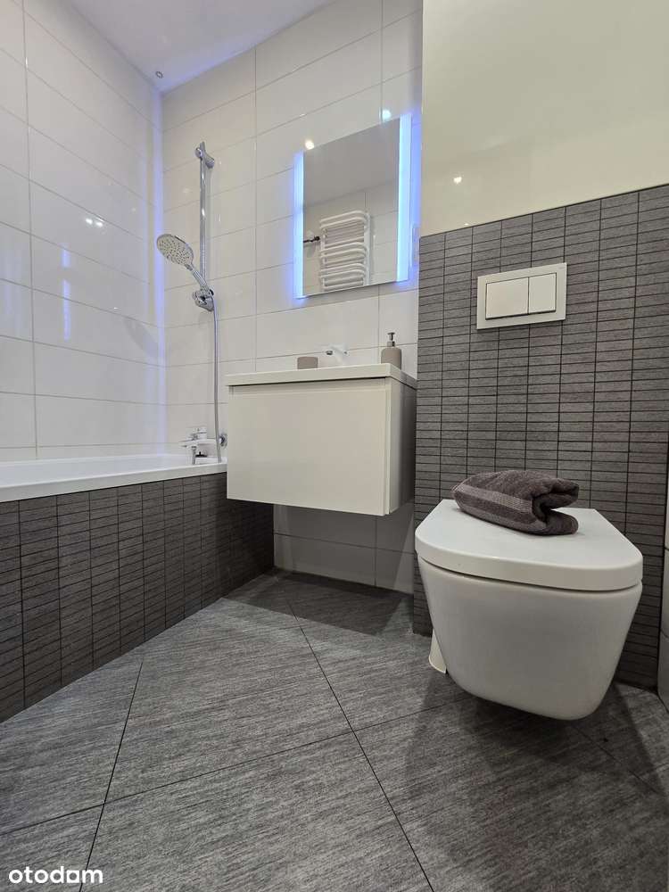 Urokliwe 2-pok na 1 piętrze GRUNWALD z balkonem-16