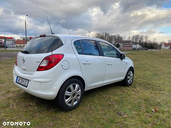 Opel Corsa 1.7 CDTI Cosmo - 4