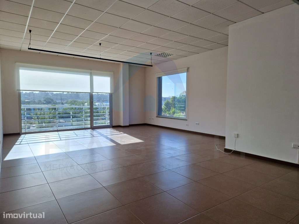Escritório para Arrendamento - Pombal - Grande imagem: 4/12