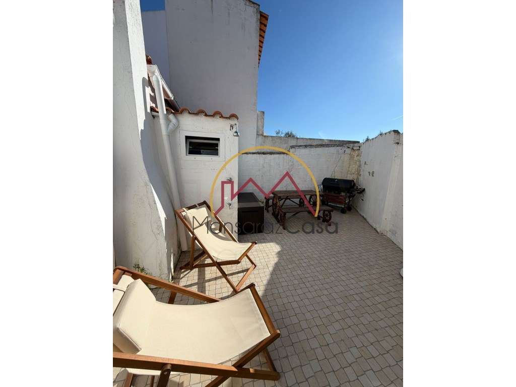 Moradia T2 em Campinho-20