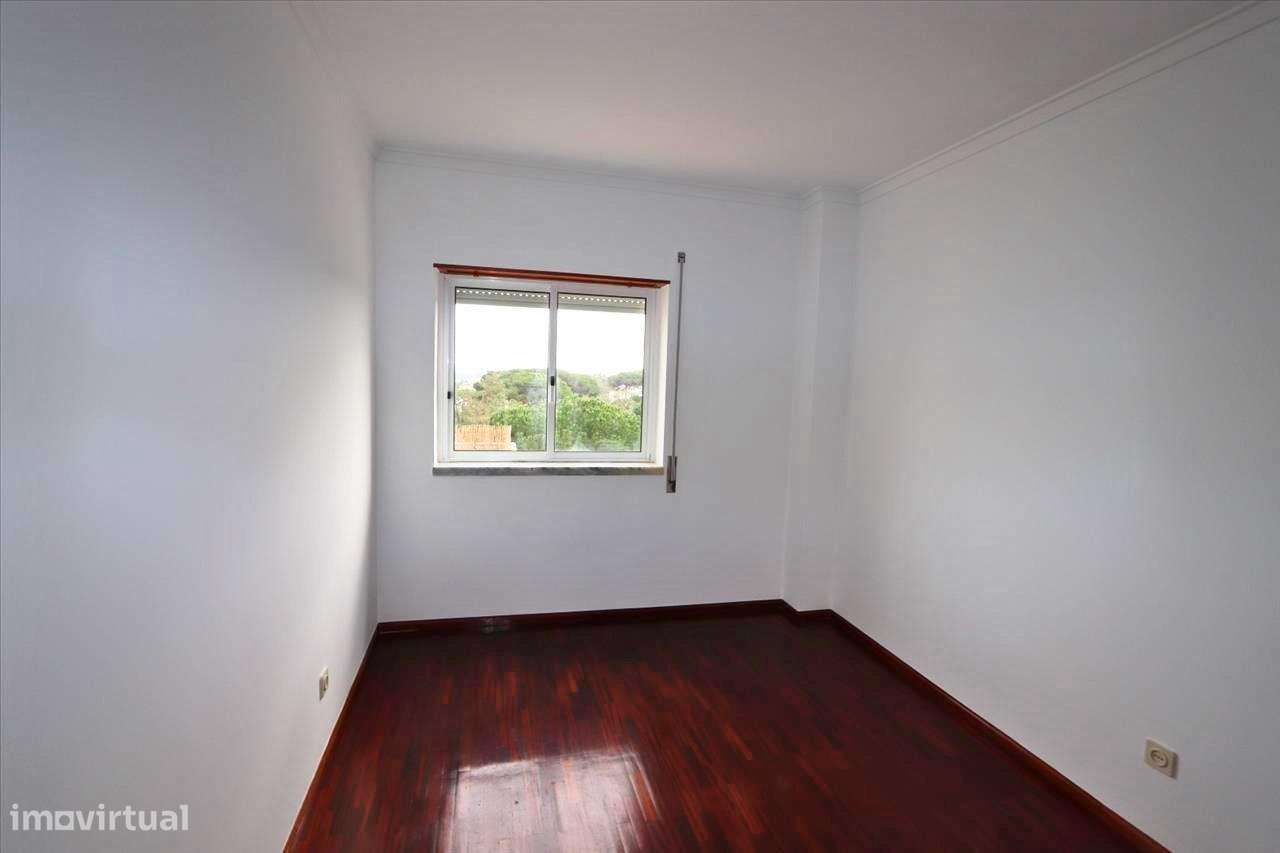 Apartamento T3 em Almada-10