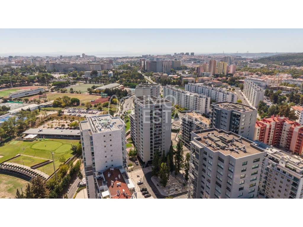 Apartamento T3 Condomínio Privado | Lisboa-31