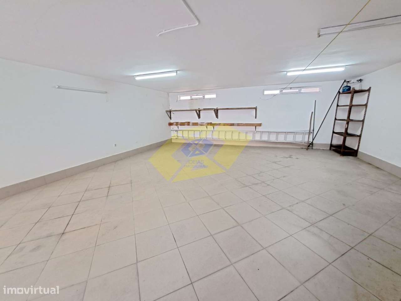 Moradia T3 em Felgueiras c/ 3 pisos-20