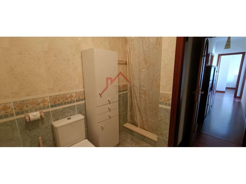 Apartamento T3 usado com elevador e garagem em Portimão, centro da ...-23