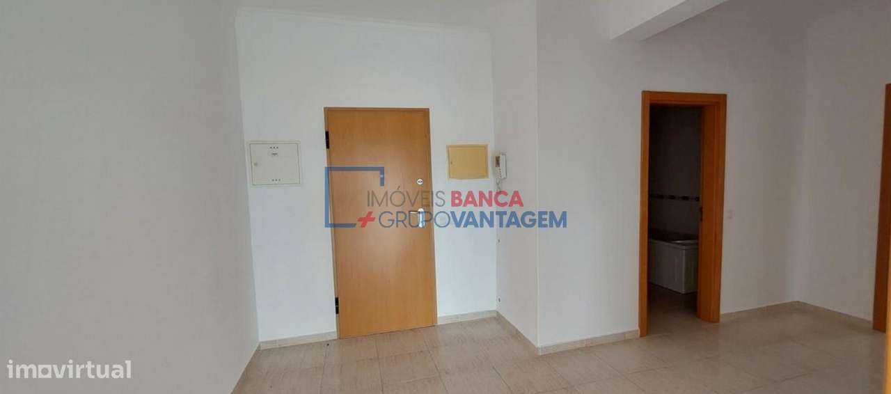 Apartamento T2 a 2 minutos da Estação de Comboios da Azambuja - Grande imagem: 3/6