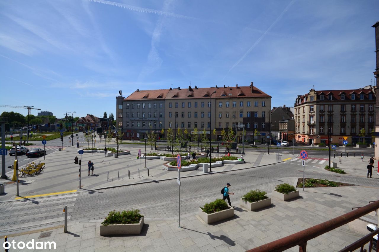 Przestronne mieszkanie na Placu Piastów