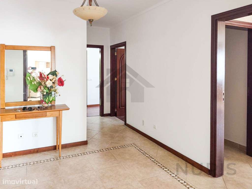 Apartamento T2 para Arrendamento Anual na Vila Rosa - Portimão - Grande imagem: 5/17