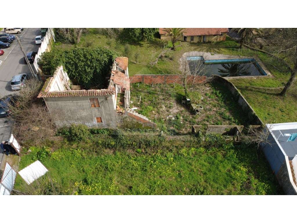 Terreno em São João da Madeira-6