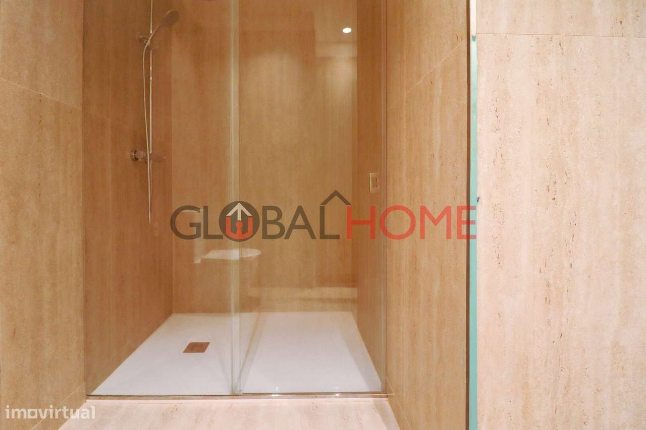 Apartamento T2 Renovado com Terraço em Fânzeres-48