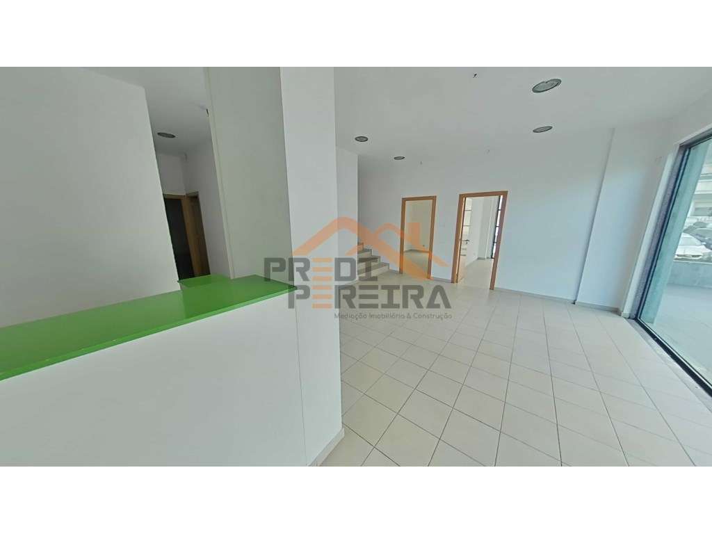 Loja centro de Odivelas. - Grande imagem: 5/27