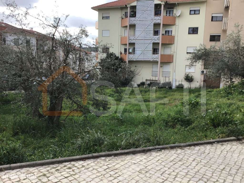 Venda Torres Novas - 2 Lotes Comerciais com 120m2 cada. - Grande imagem: 3/4