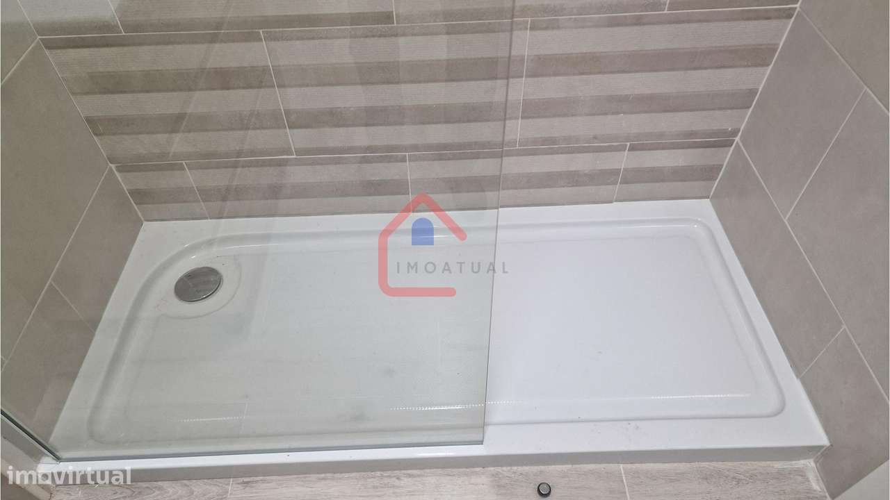 Apartamento T2 em Portugal-16