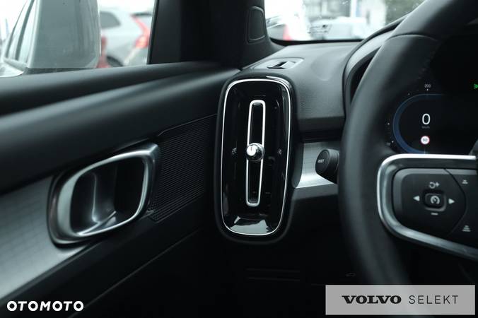 Volvo XC 40 - 12