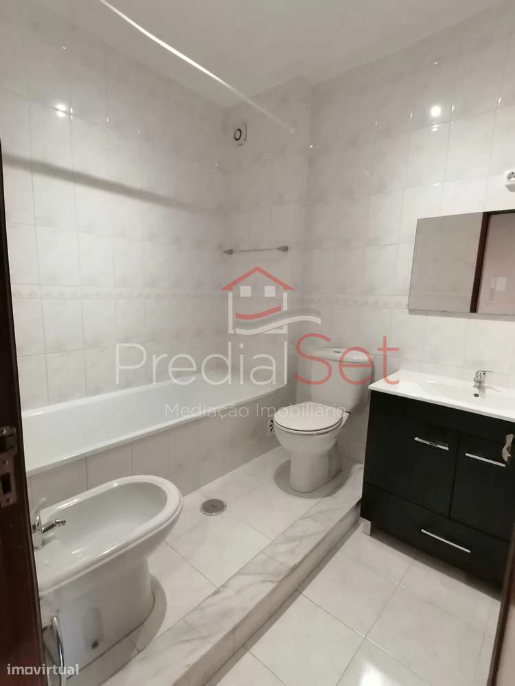 Apartamento T2 - Centro do Pinhal Novo-13