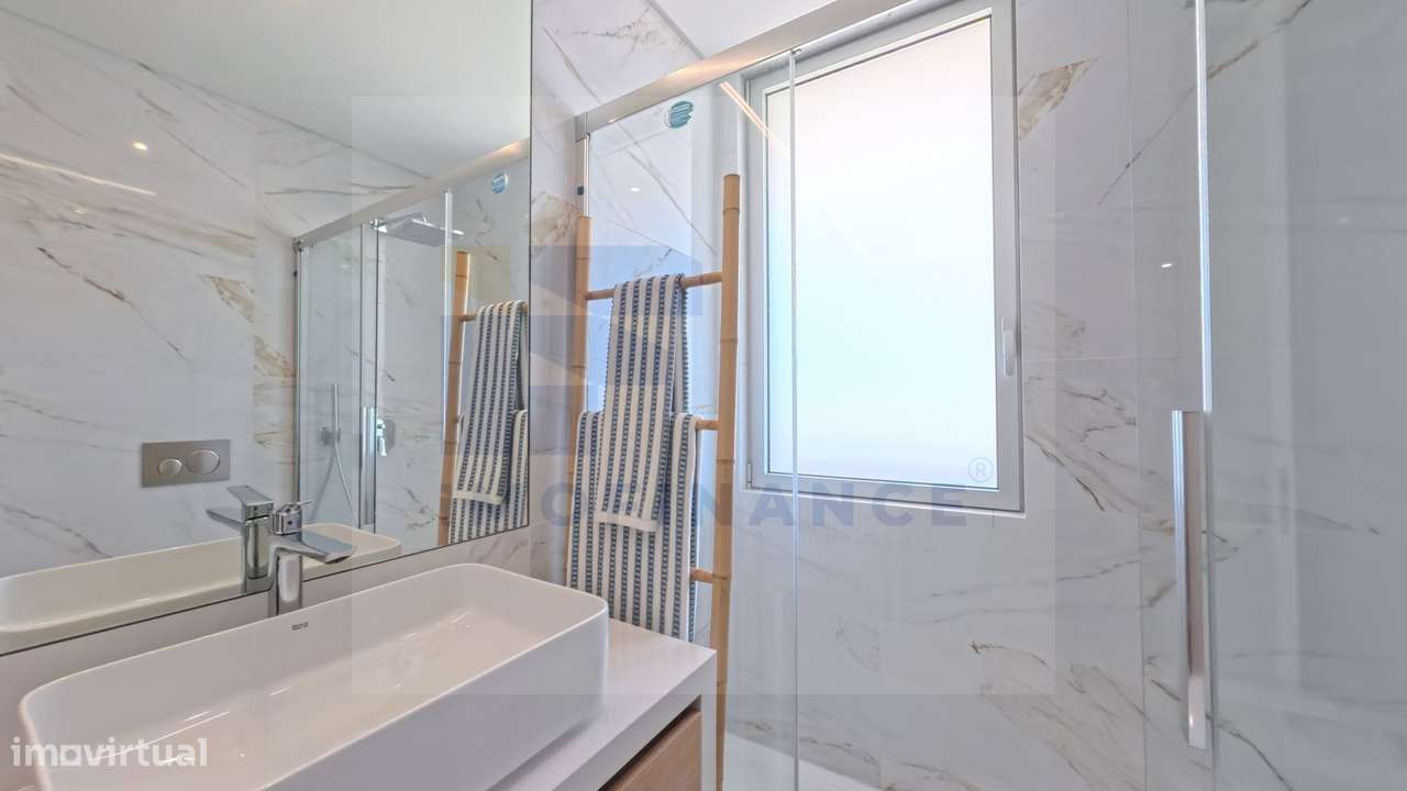 Apartamento T1 Premium - Janelas da Baía Residence - São Martinho d...-11