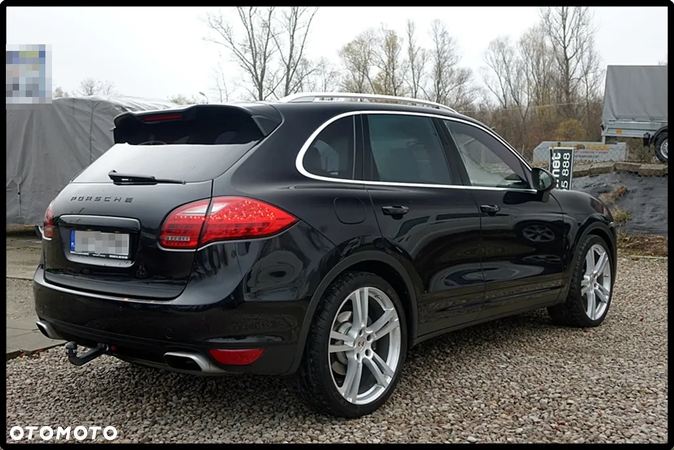 Porsche Cayenne - 8