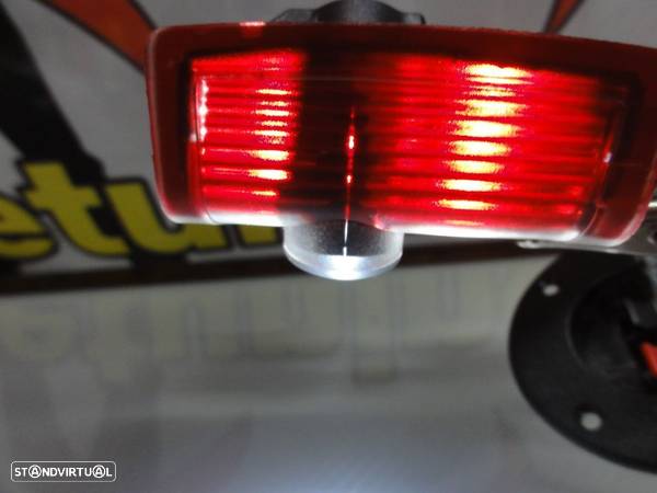 Luz de cortesia para portas em Led logo Mercedes-Benz Classe A, B, C, E, GLA, GL, ML - 6