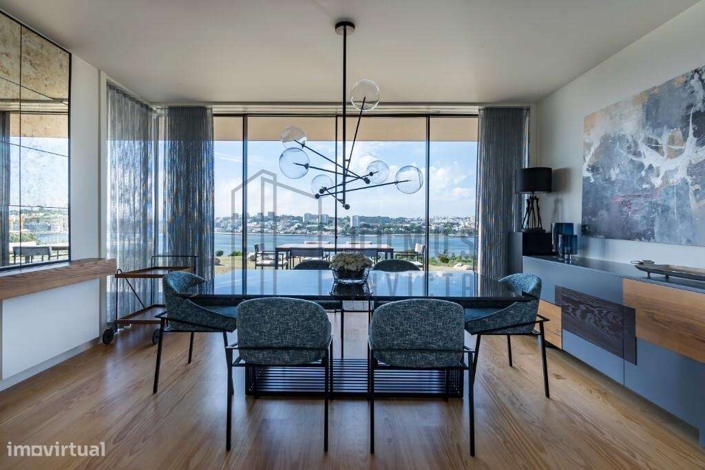 MORADIA  COM VISTA PARA O RIO DOURO-5