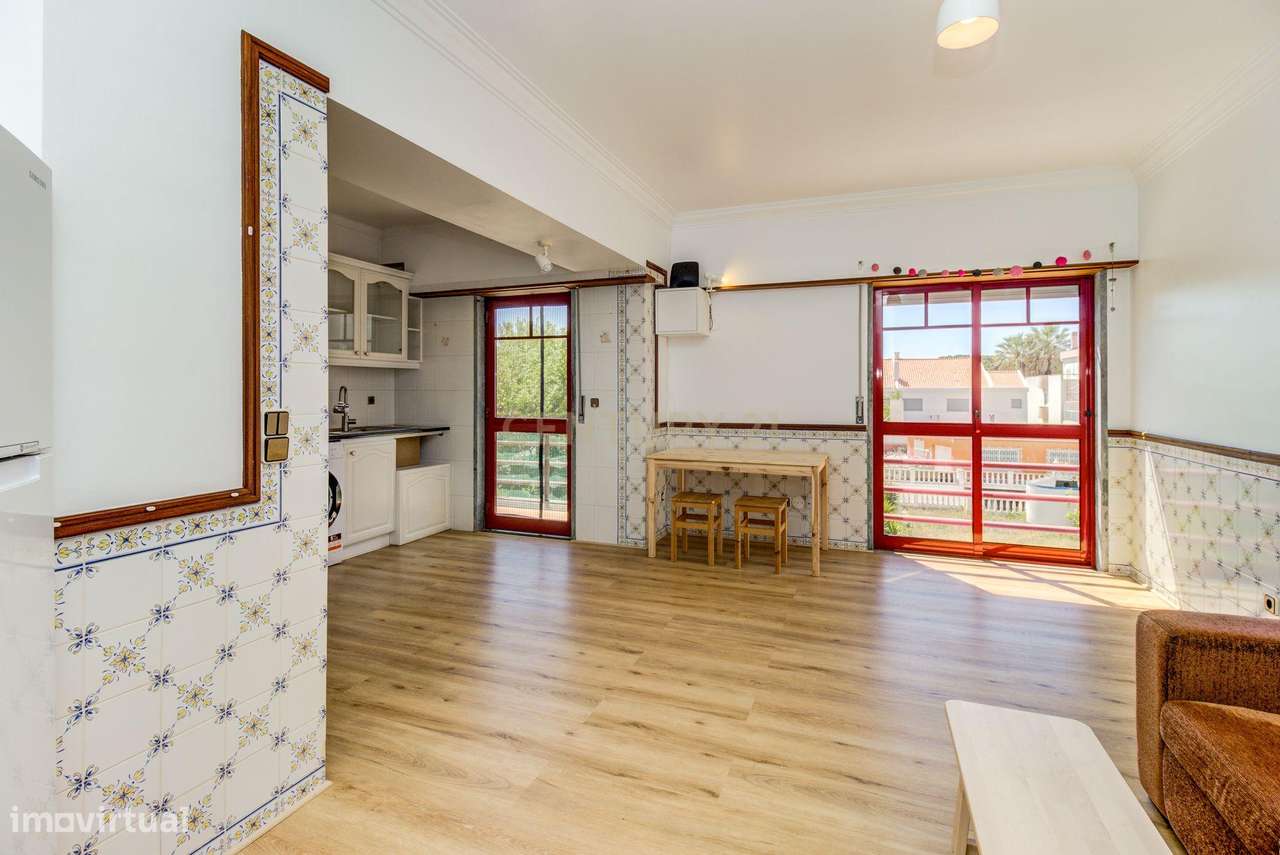 Arrendamento de Curta Duração (7 Meses), na Costa da Caparica, Almada - Grande imagem: 3/16