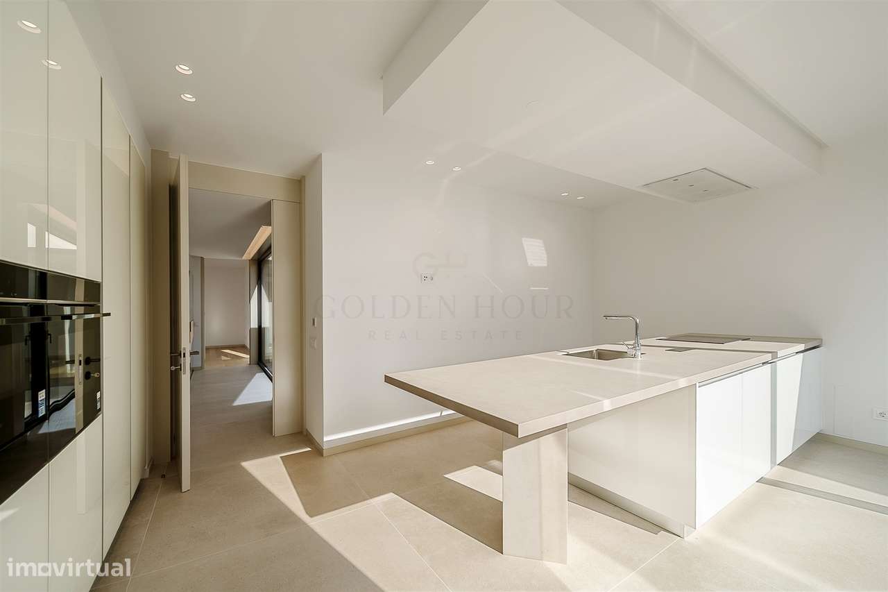 Moradia T4 de Luxo em Canidelo com Vista Mar | Golden Hour Real Estate-58